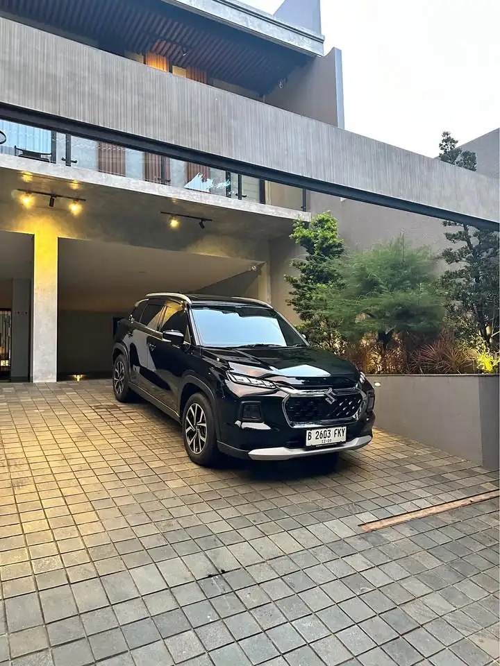 2023 Suzuki Grand Vitara GX Hybrid