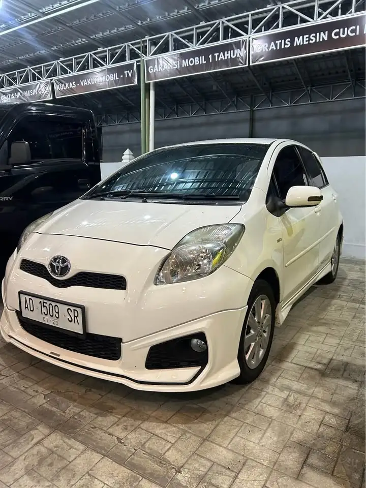 YARIS S TRD LIMITID 2013 NIK 2012