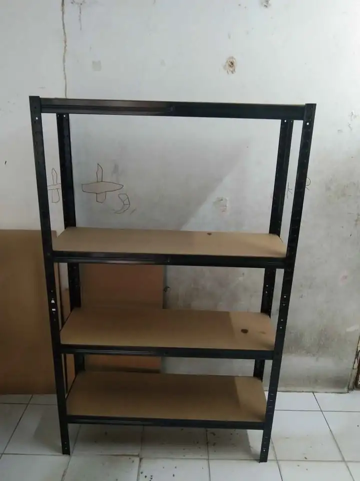 Rak Besi Baru Bisa di Bongkar Pasang