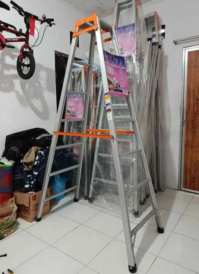 Tangga Aluminium Lipat 2 Meter