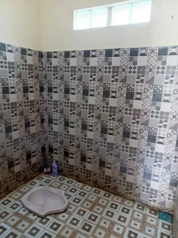 Dikontrakan rumah 2 kamar tidur 2 kamar mandi