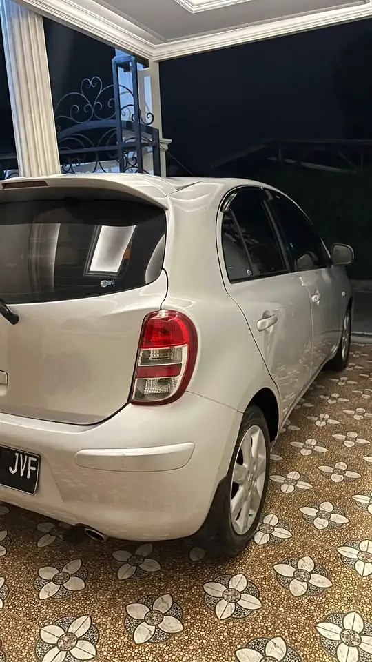 Nissan march XS 2011 matic