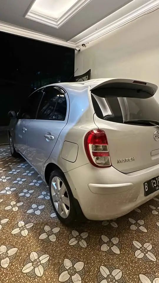 Nissan march XS 2011 matic