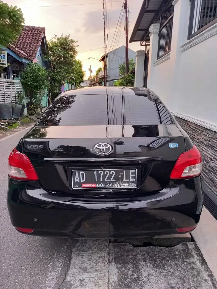 Toyota vios gen 2 tahun 2011