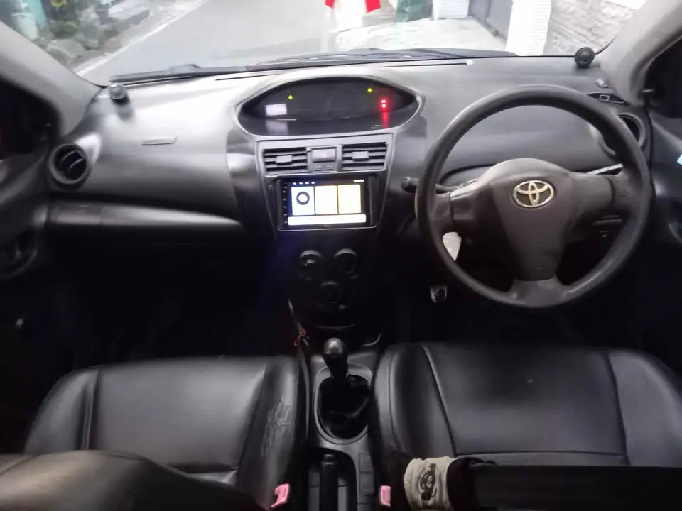 Toyota vios gen 2 tahun 2011