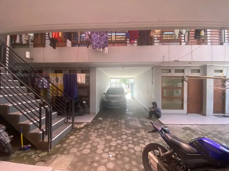 18 KT 14 Kamar mandi Rumah