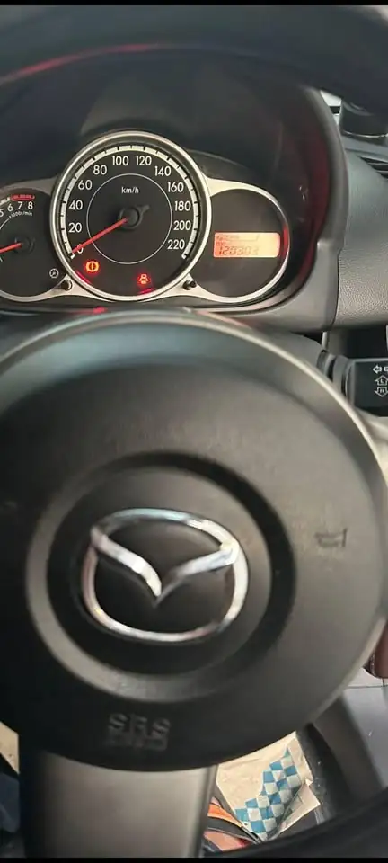 Mazda 2 Sport Hatchback Manual 2013