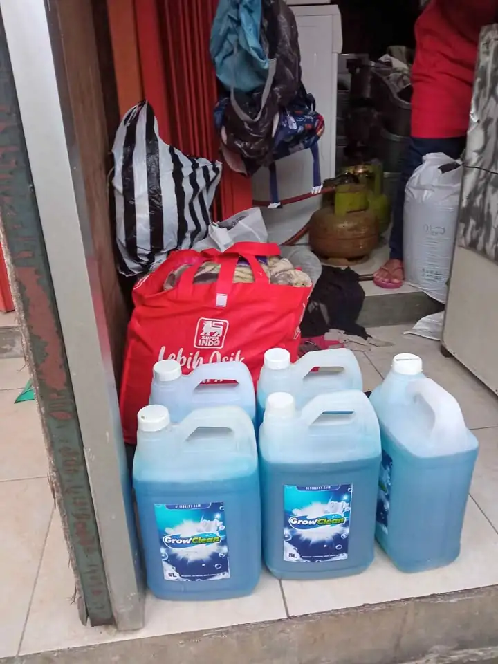 Detergent liquid buat usaha laundry Langsung dr produksi murah berkeal