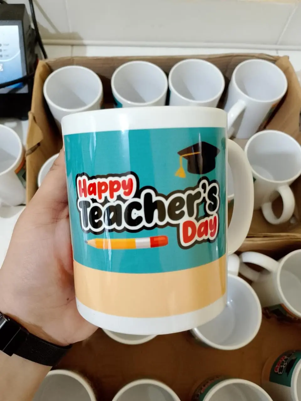 MUG TEMA HARI GURU