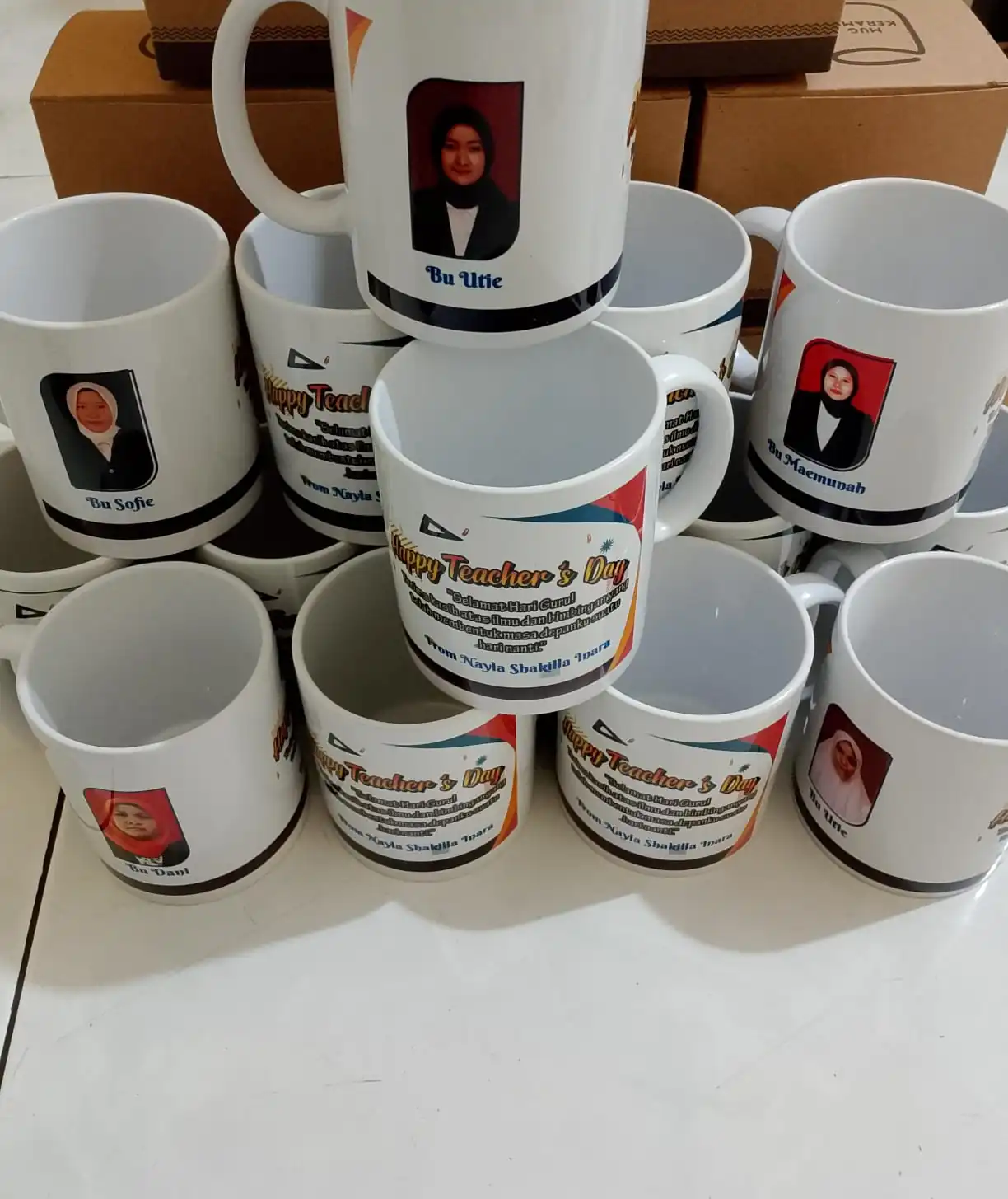 MUG TEMA HARI GURU