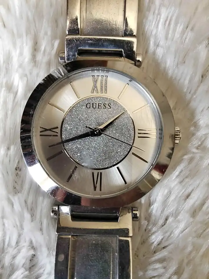 Jam tangan Guess wanita 2nd