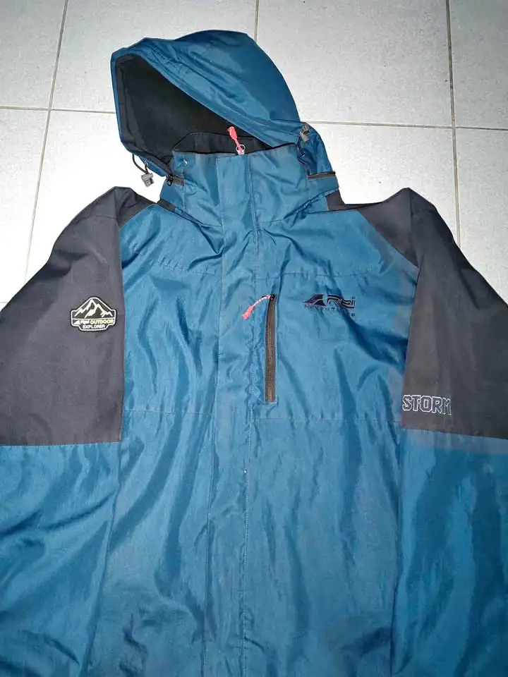 Jaket Gunung Rei uk XXL waterprof