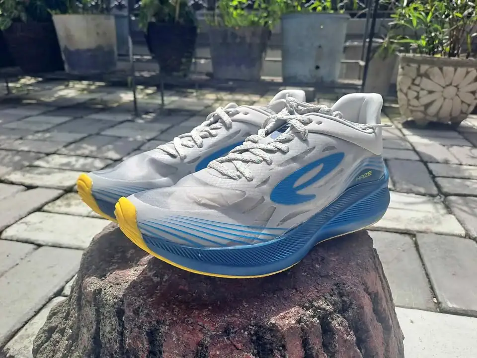 Sepatu running 910 haze vision 1.0 abu md/biru/kuning