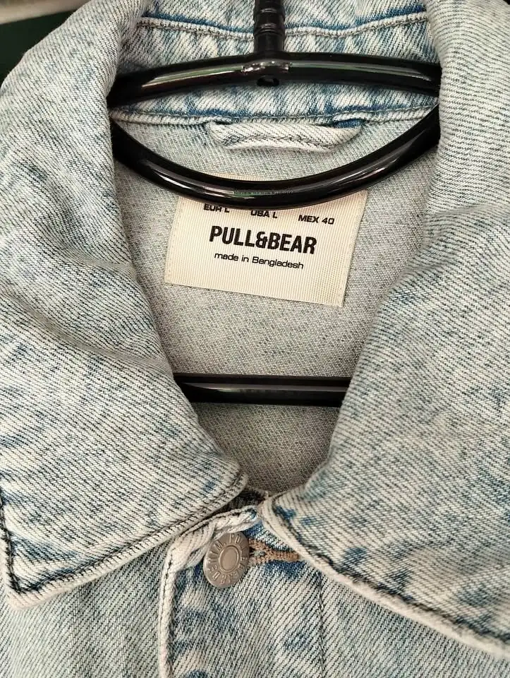 Dijual jaket jeans pull & bear