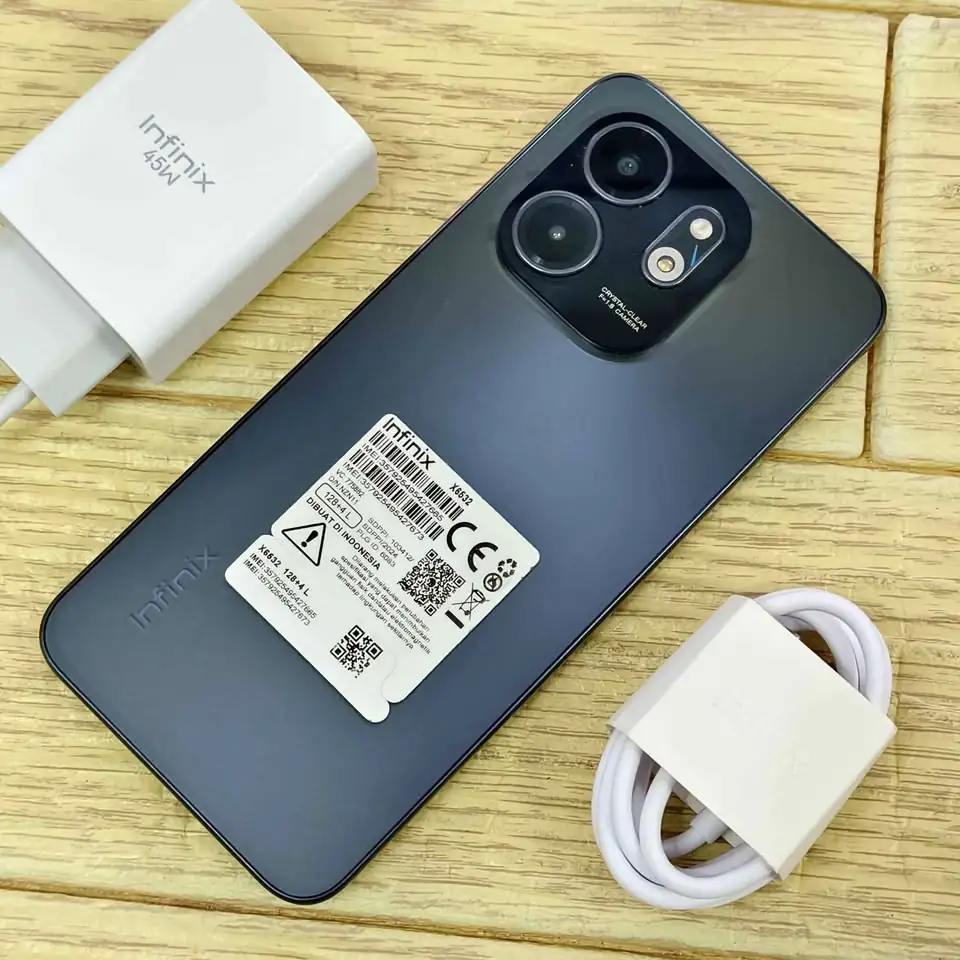Infinix Smart 9 4/128 GB Metallic Black [ Unit + Charger ]