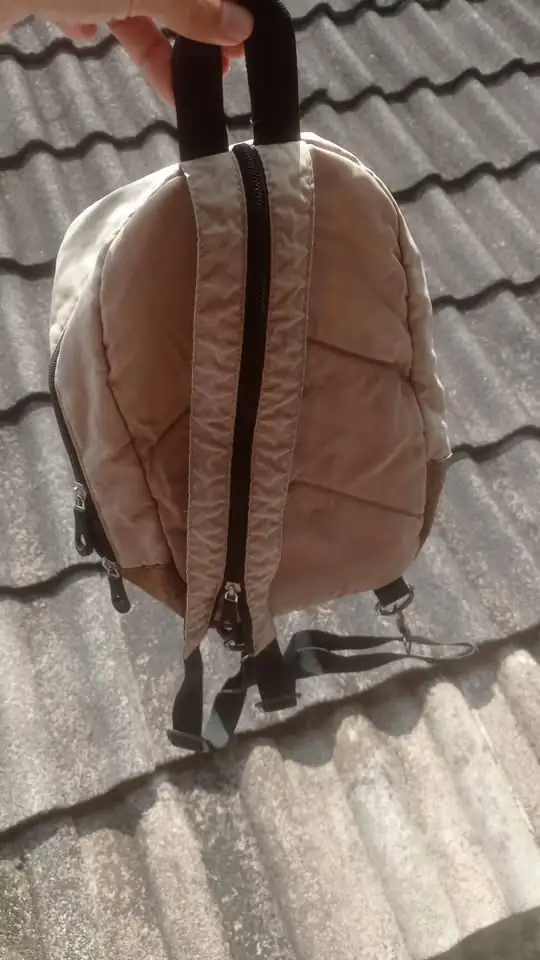 Slingbag / tas selempang ukuran medium