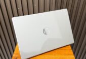 Laptop hp 14 | ryzen 3 ram 8gb ssd 512gb garansi panjang