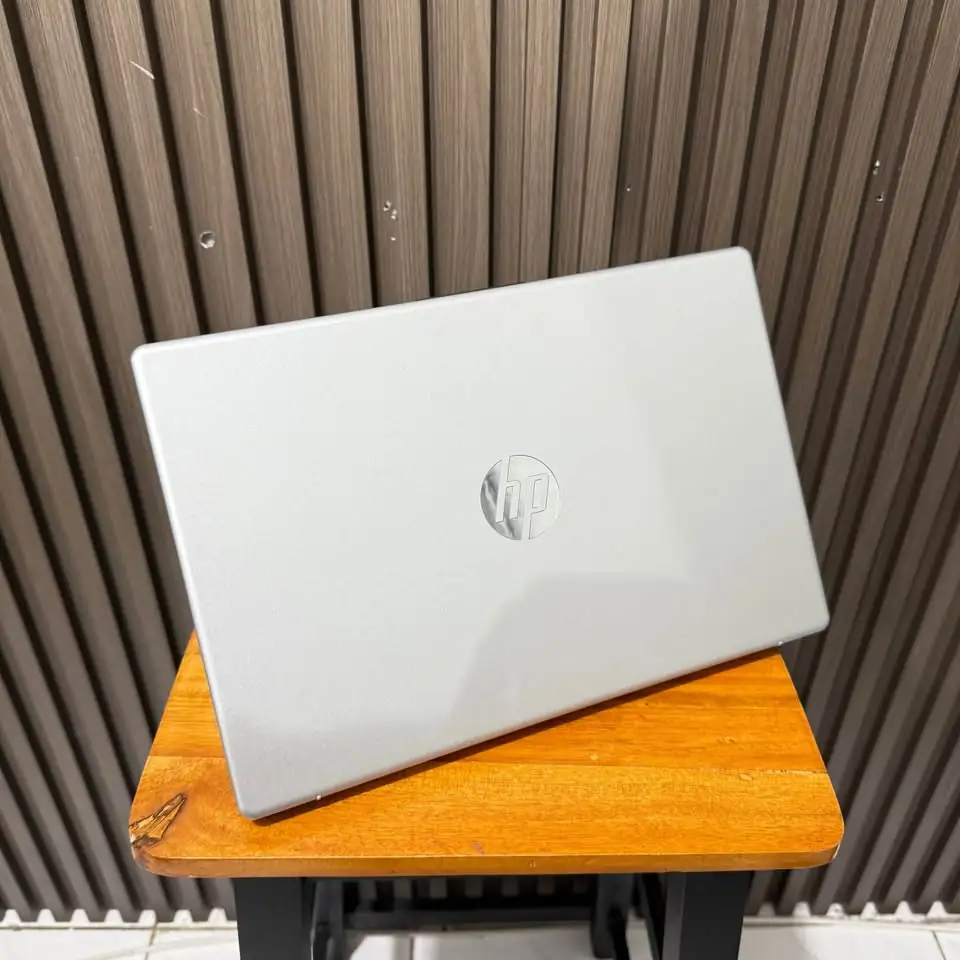 Laptop hp 14 | ryzen 3 ram 8gb ssd 512gb garansi panjang