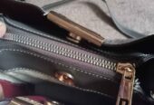 Tas Bucket Guess Sekend Dipakai 1x