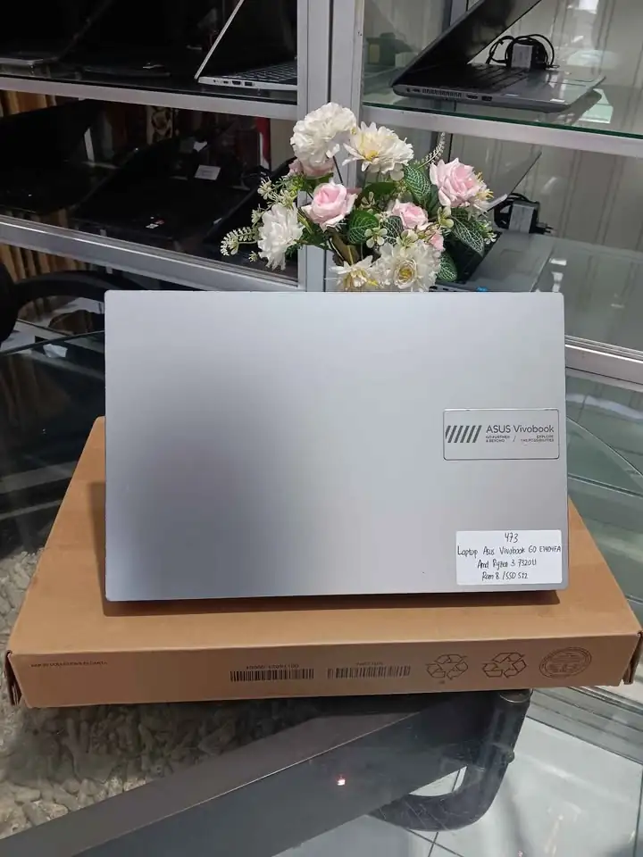 Laptop Asus Vivobook Go E1404FA