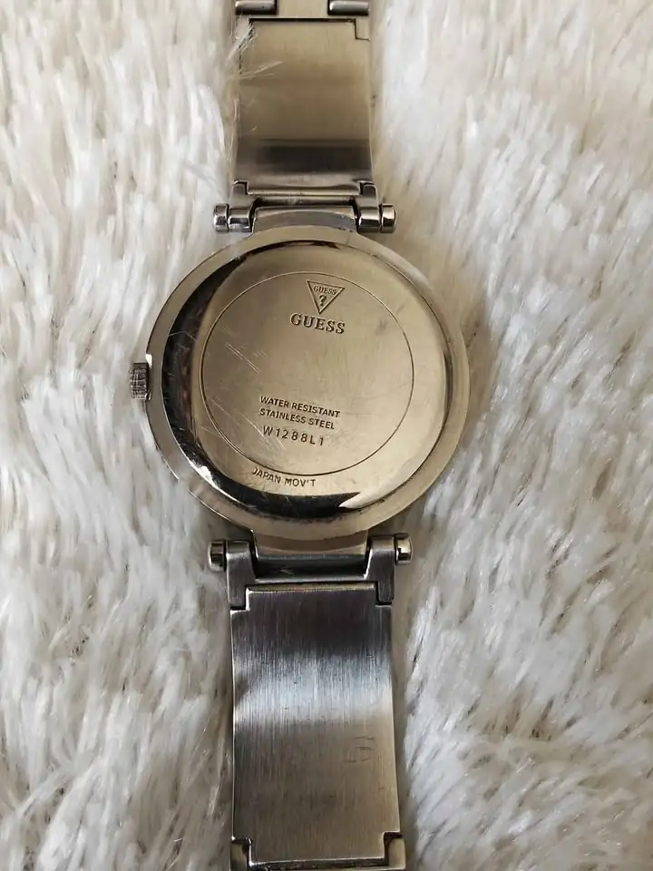 Jam tangan Guess wanita 2nd
