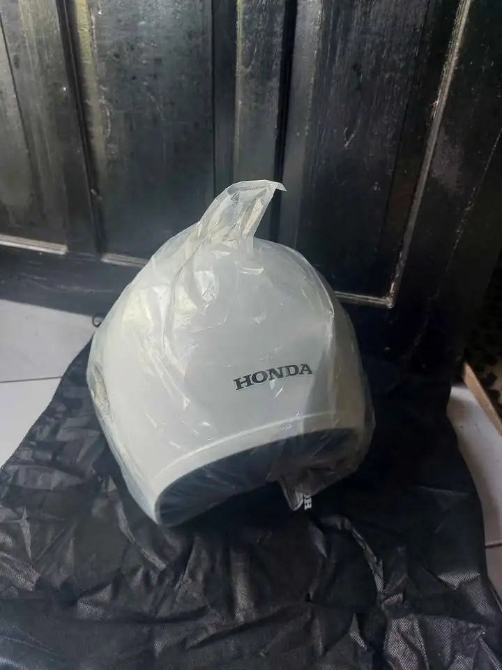 Helm Baru Scoopy Original