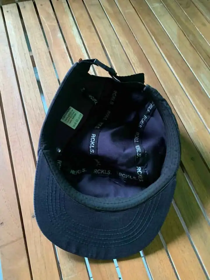 Topi panel kondisi like new
