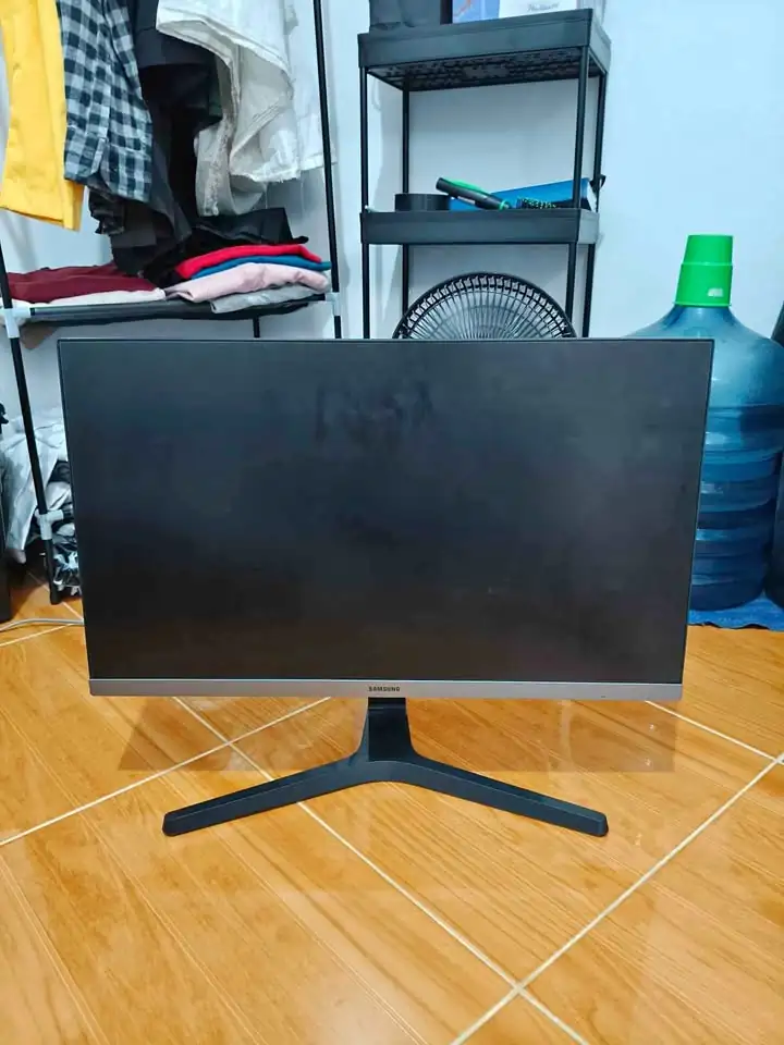 Monitor Samsung 24″ SR35 (Model: S24R350FZE) – 75Hz IPS Bezel-less FH
