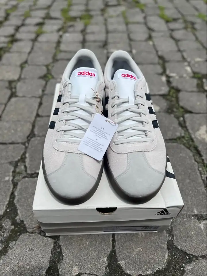 Sepatu Adidas VL Court 2.0