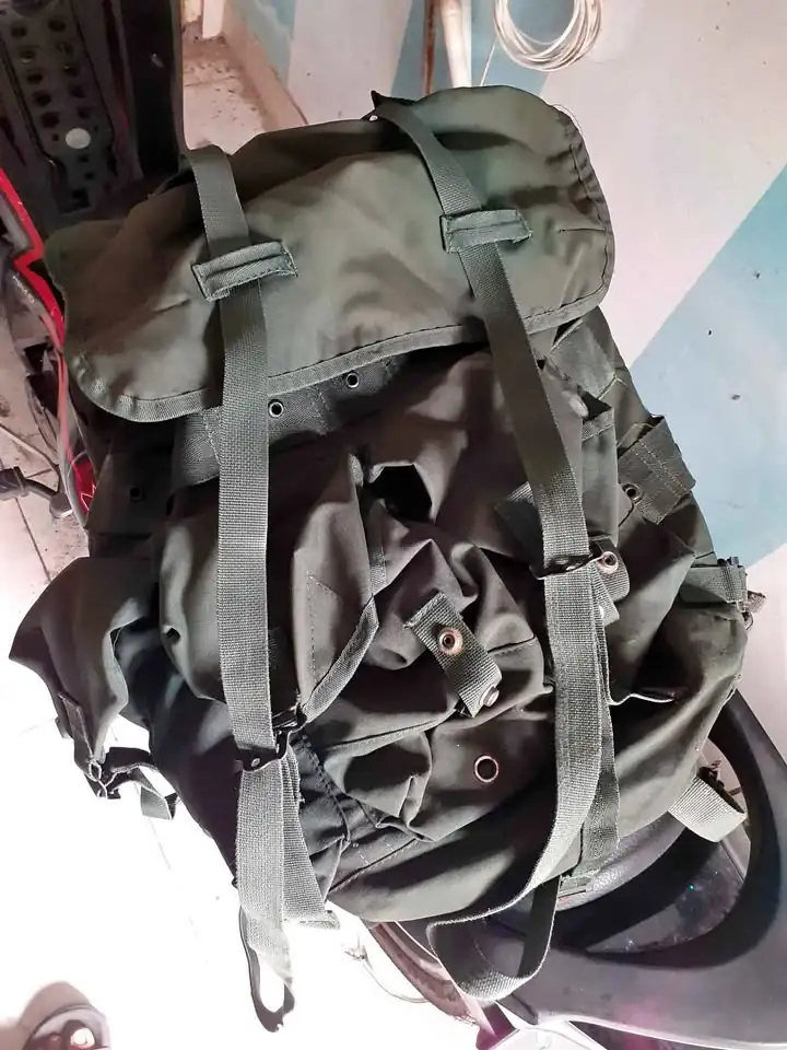 Tas ransel buat naik gunung/camping & tas polo