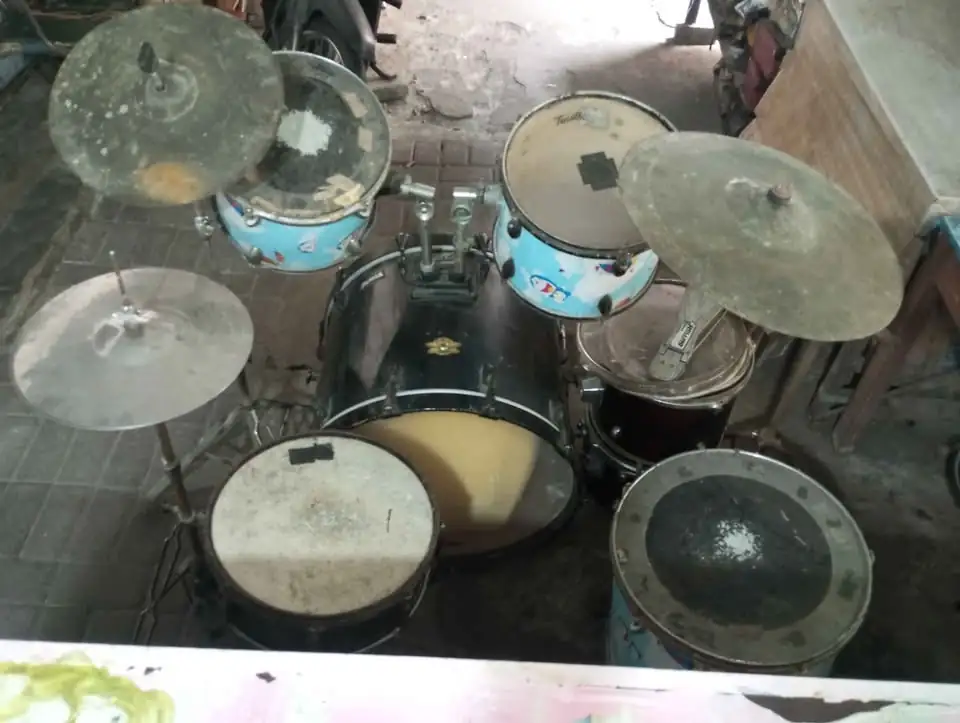 Borongan drum 1 set dan kendang