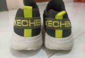 Sepatu running Skechers go run