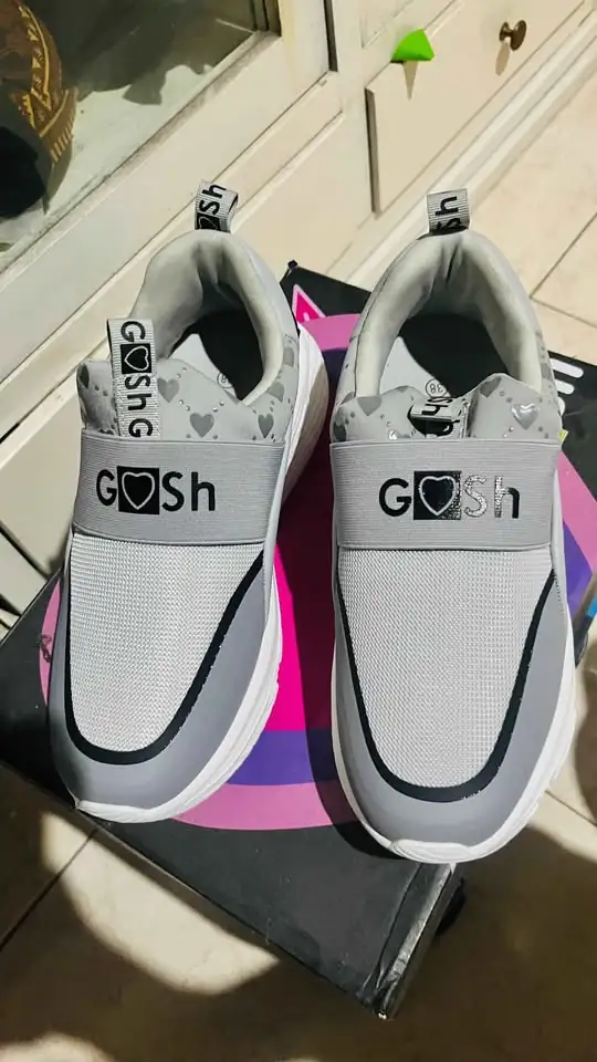 Sepatu gosh Like new size 38
