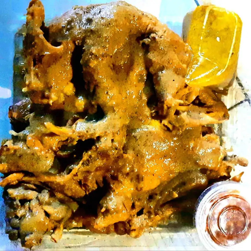 Ingkung ungkep ayam areh, goreng dan bakar