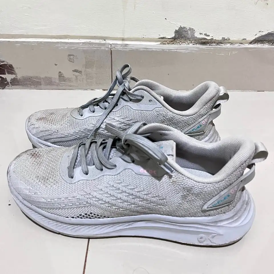 Sepatu kanky yuga ikebana