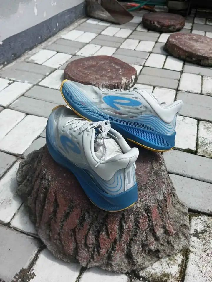 Sepatu running 910 haze vision 1.0 abu md/biru/kuning