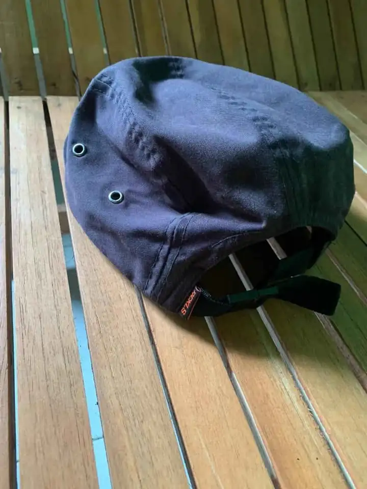 Topi panel kondisi like new