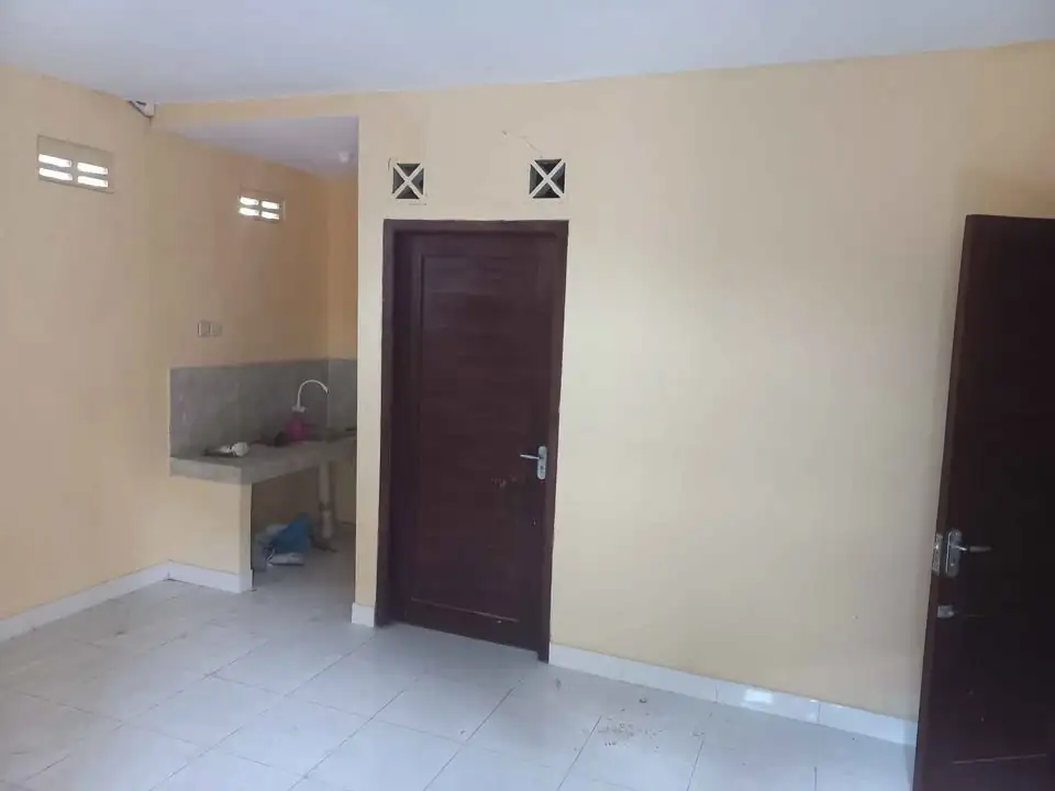 DISEWAKAN 1 bed 1 bathroom – House