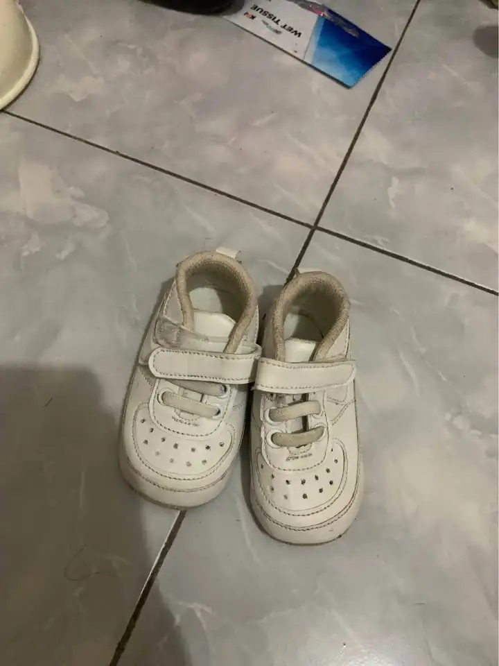 Perlengkapan bayi Monggo dilarisi