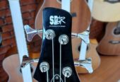 Kami menyediakan Bass elektrik SDGR Merah