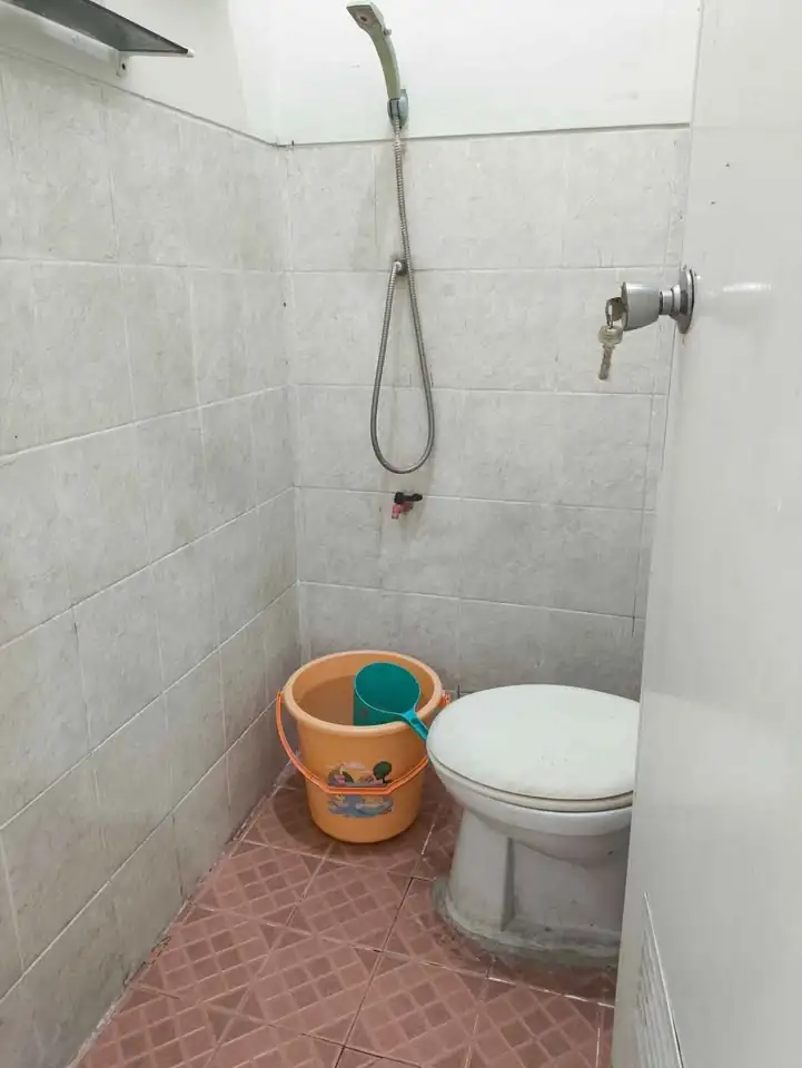 DISEWAKAN 2 KT 1 Kamar Mandi – Rumah / Tahun