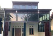 RUMAH BARU SIAP HUNI 2 LANTAI
