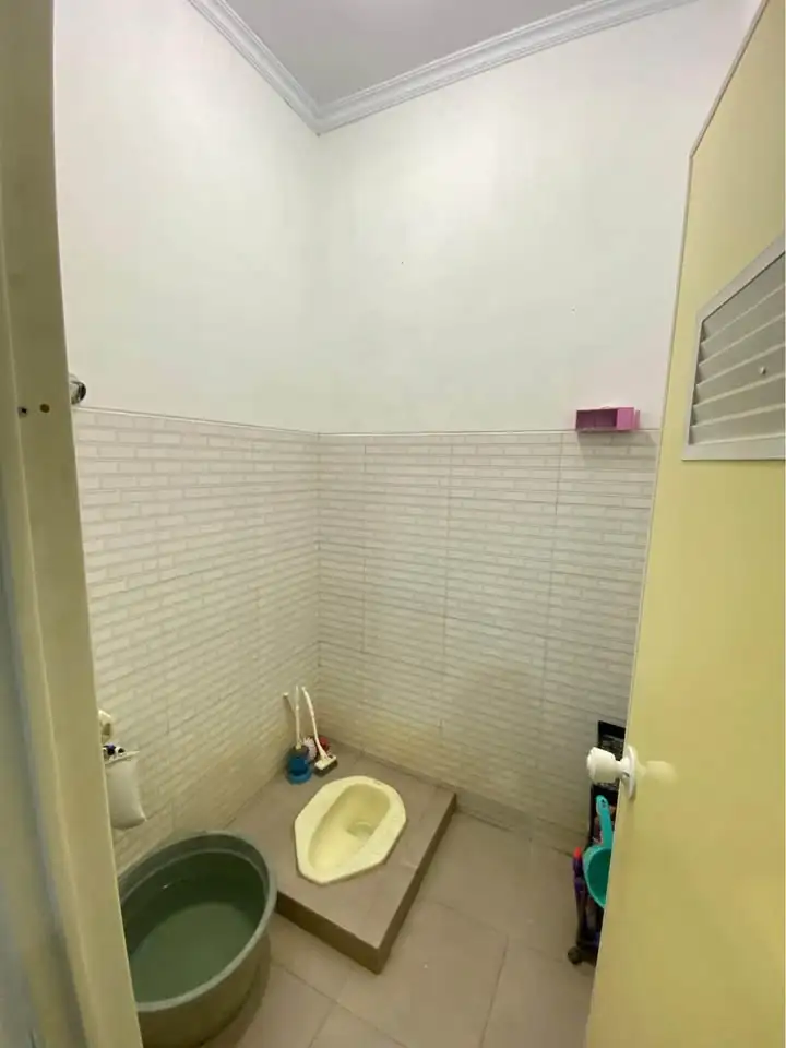 2 KT 1 Kamar Mandi – Rumah