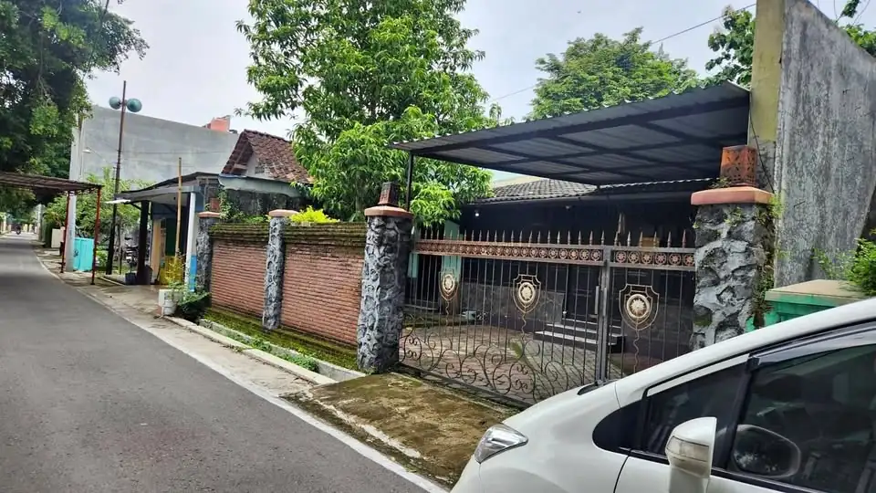 DIJUAL RUMAH DI SURAKARTA
