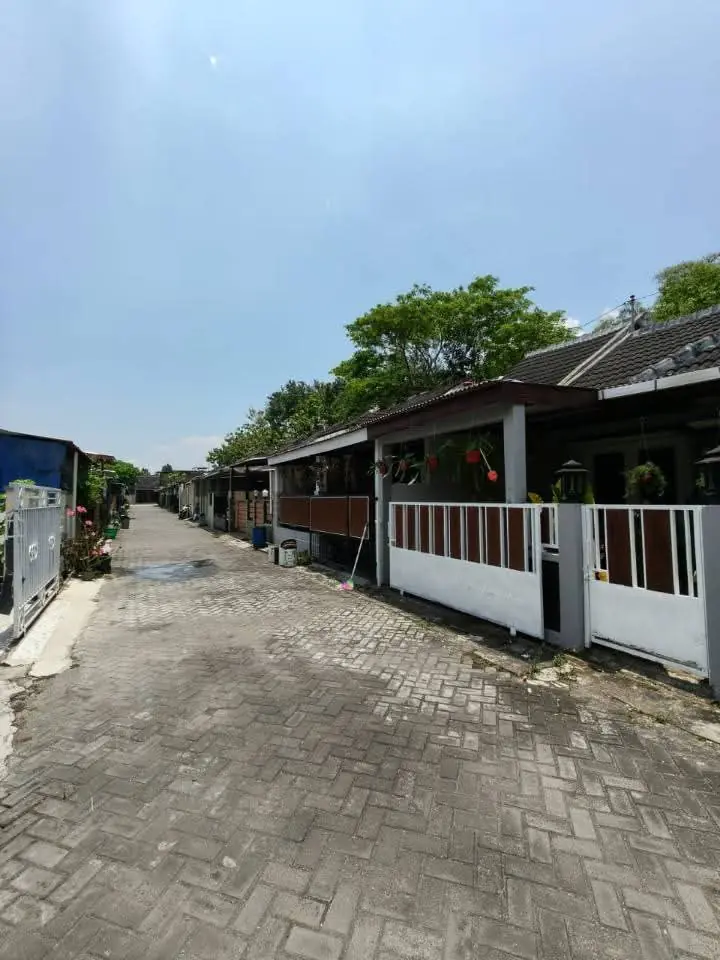 Rumah dalam perumahan di wirokerten banguntapan