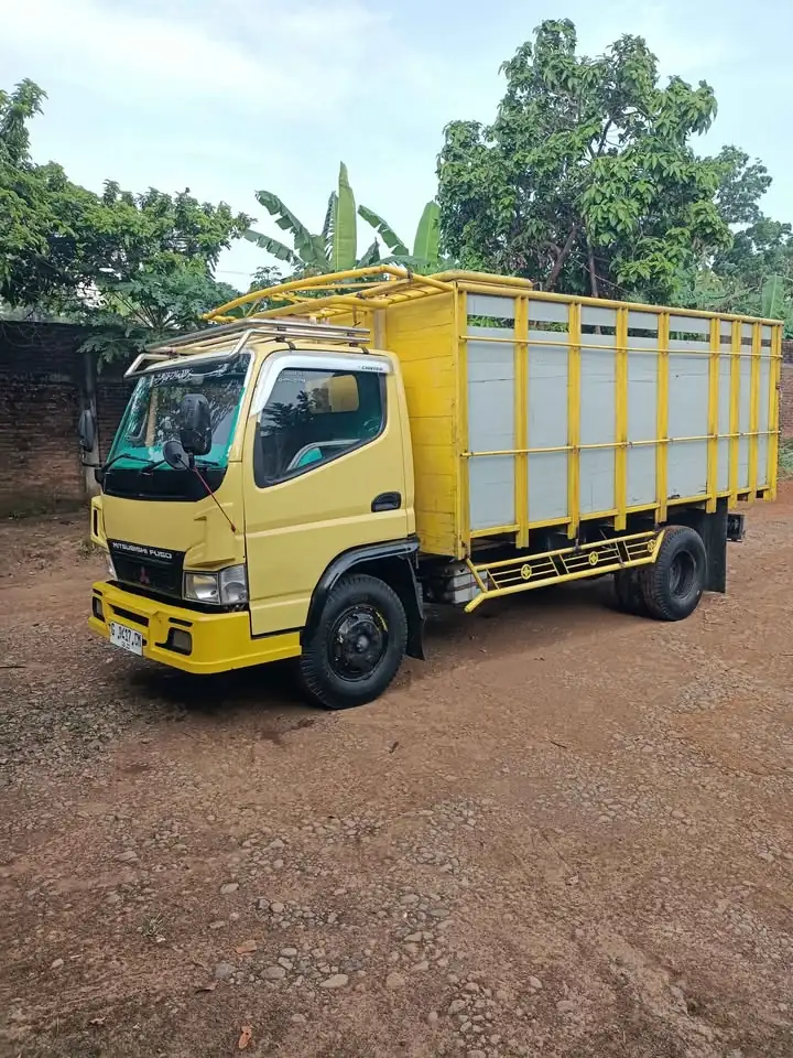 Mitsubishi Fuso Th 2007 PJK hidup kondisi siap kerja