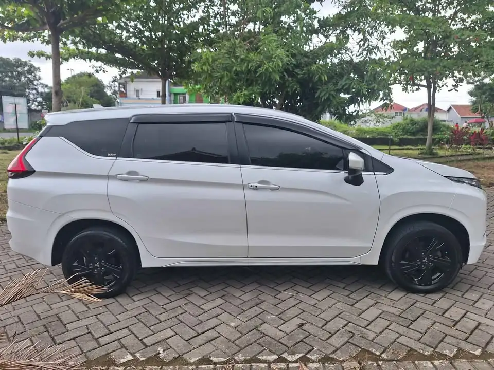 Mitsubishi xpander sport matic th 2018