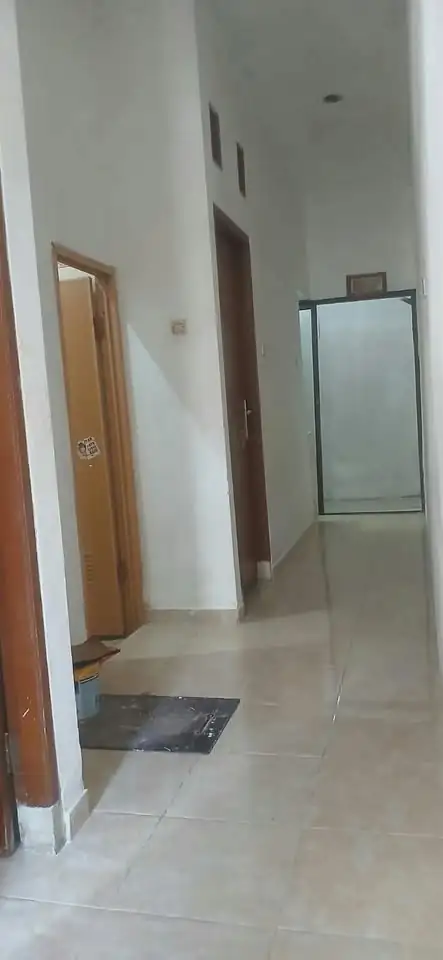 Butuh uang, Segera di jual RUMAH di CONDET