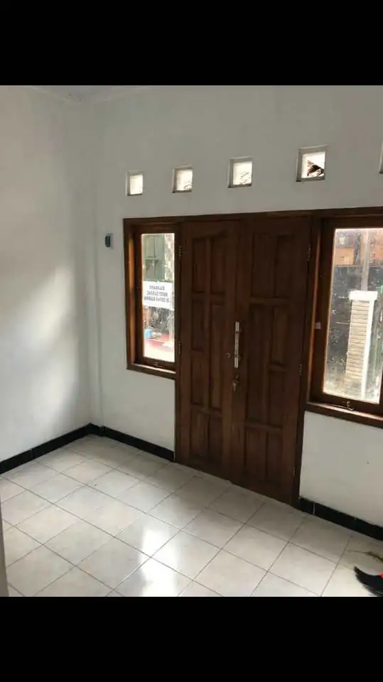 Rumah pribadi 2 KT 1 Kamar Mandi