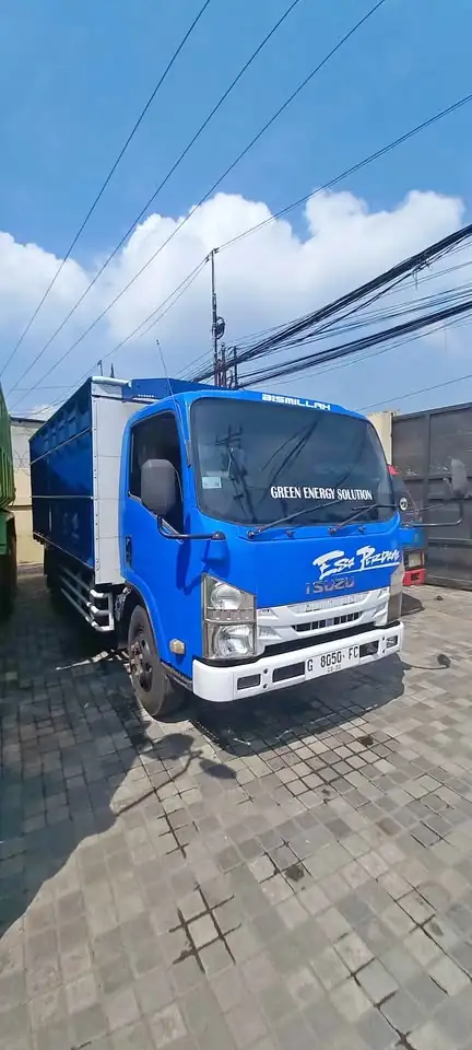 2018 TRUK BAK KAYU ISUZU GIGA NMR 71